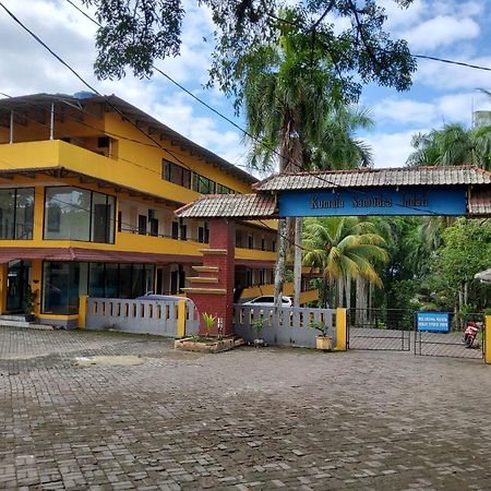 Hotel Kumala Samudra Cikakak Esterno foto