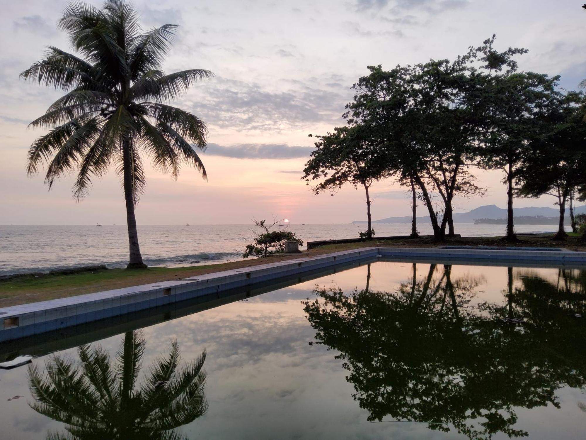 Hotel Kumala Samudra Cikakak Esterno foto