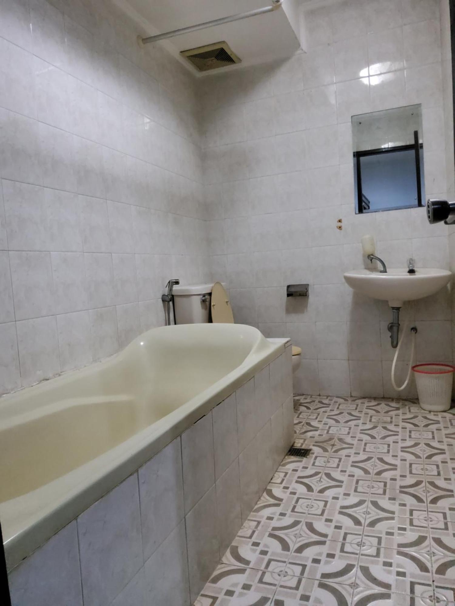 Hotel Kumala Samudra Cikakak Esterno foto